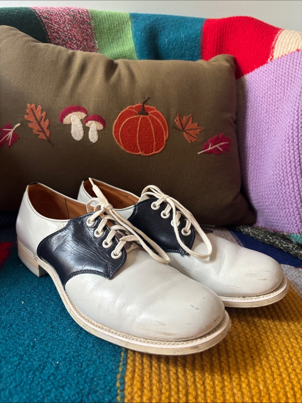 Vintage Saddle Shoes White and Navy Made in Canada by Savage Saddles 6W